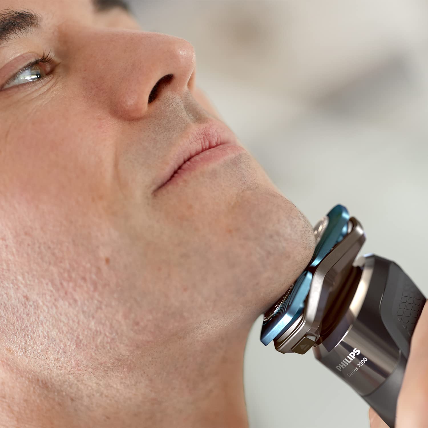 philips-shaver-series-7000-s7788-55-rasoio-elettrico-wet-dry-da-uomo-con-tecnolo image 3