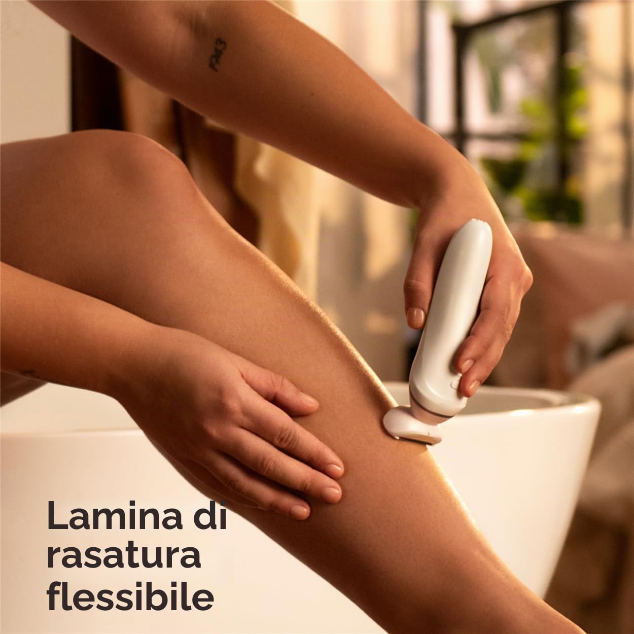 philips-serie-6000-brl146-00-rasoio-elettrico-da-donna-cordless-wet-dry-con-6-ac image 4