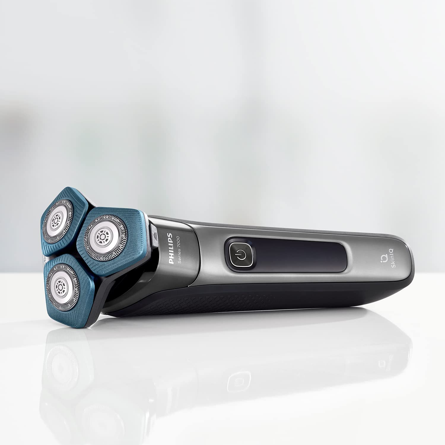 philips-shaver-series-7000-s7788-55-rasoio-elettrico-wet-dry-da-uomo-con-tecnolo image 7