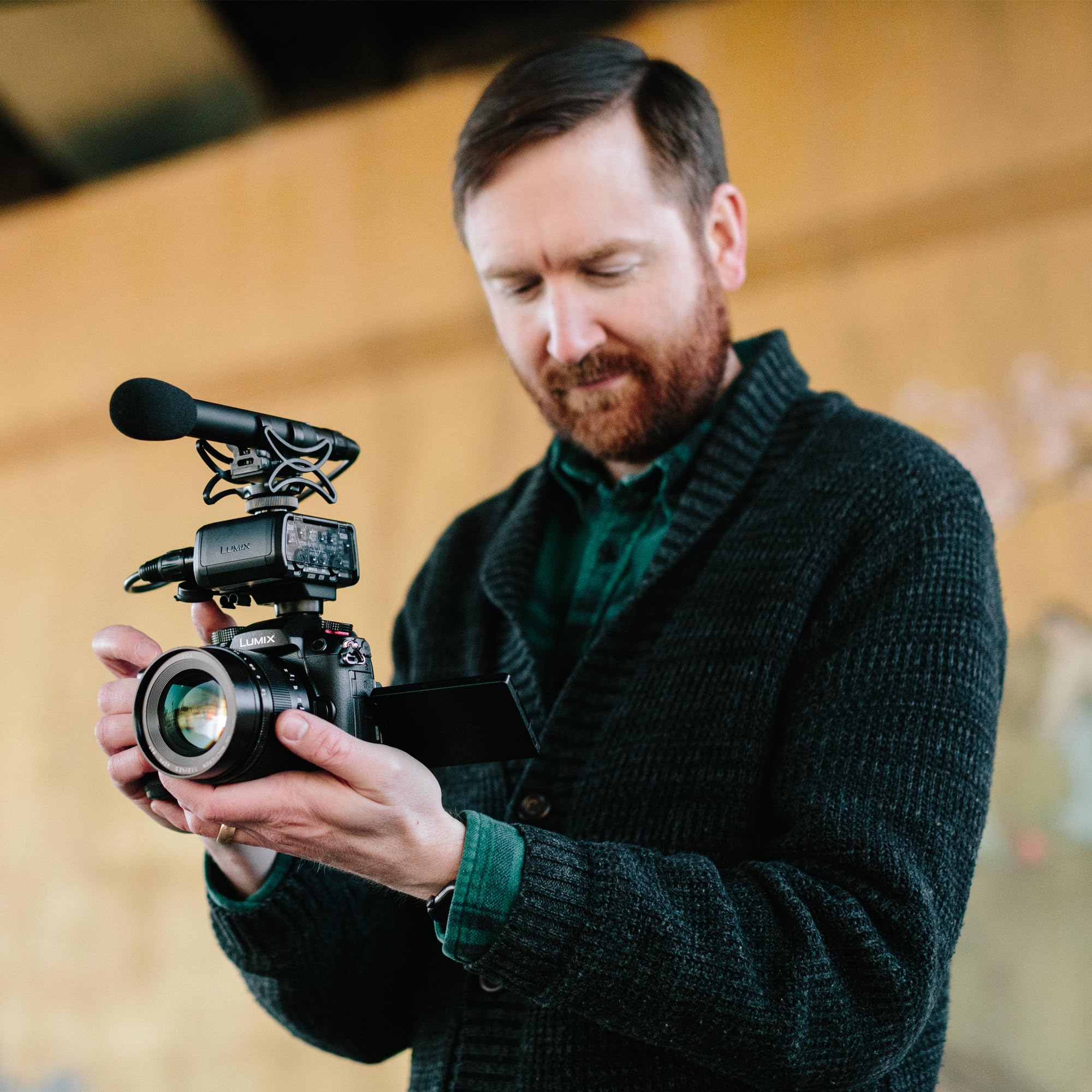 panasonic-lumix-dc-gh5m2e-fotocamera-mirrorless-micro-quattro-terzi-20-3mp-c4k-6 image 2