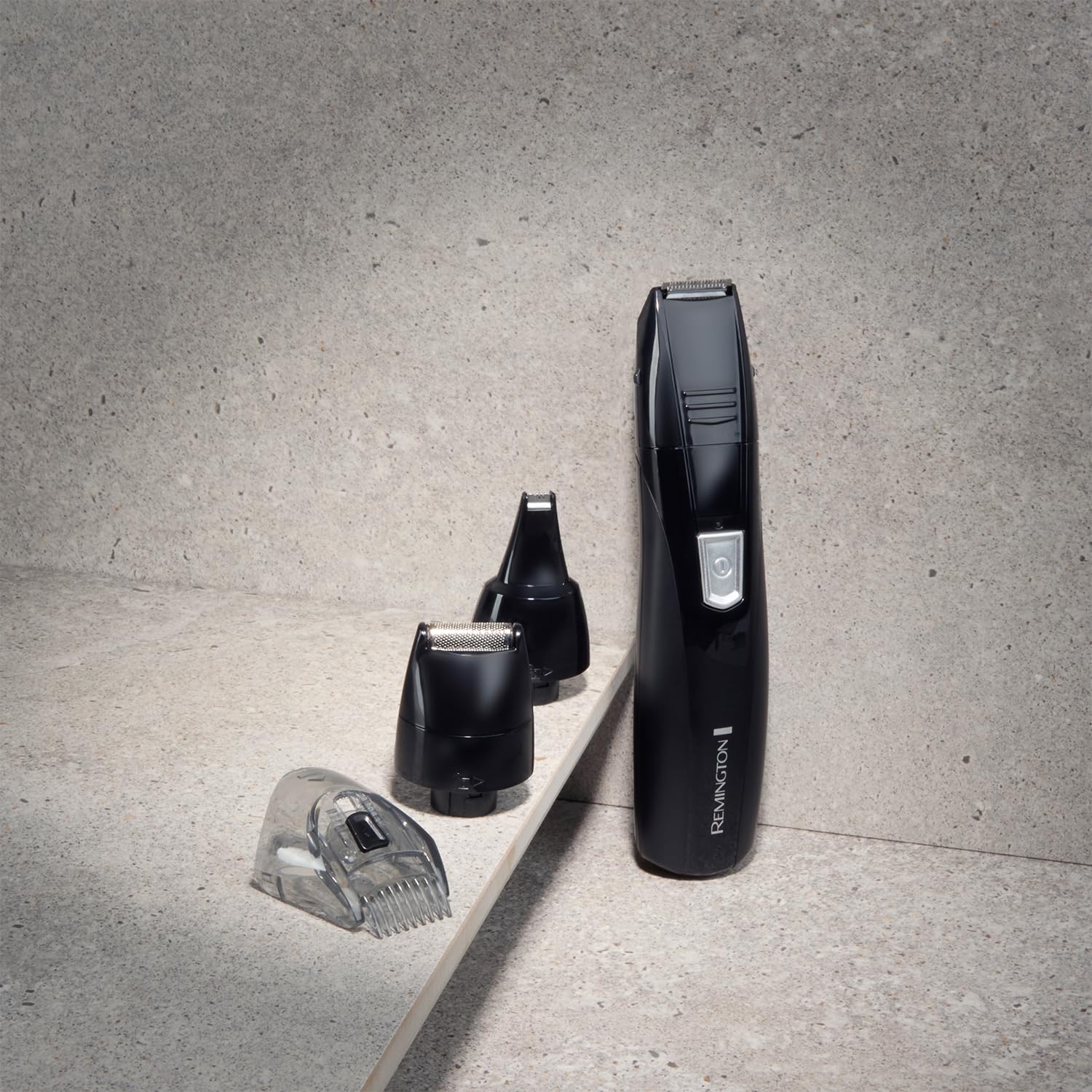 remington-pg180-rifinitore-regolabarba-e-rasoio-multiuso-a-batteria-lame-in-acci image 3